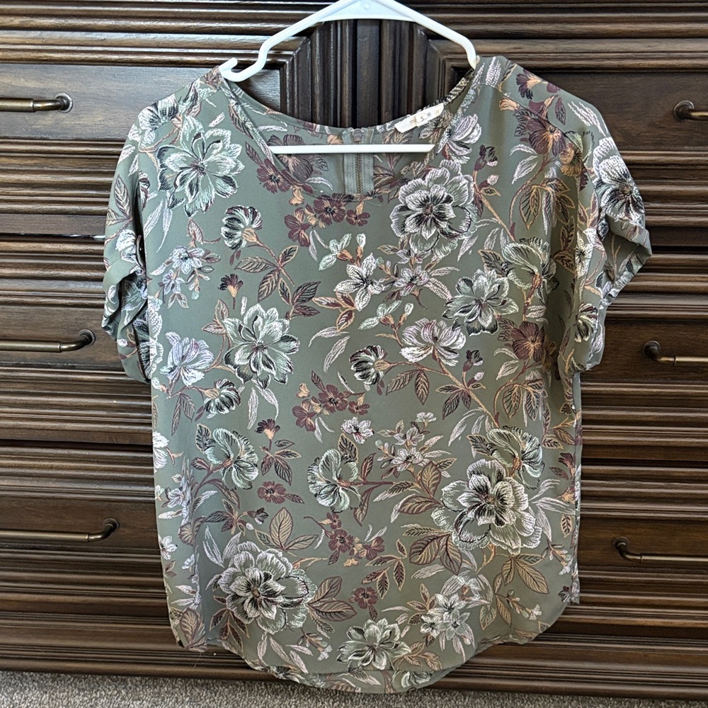 Maurices Green Floral Blouse